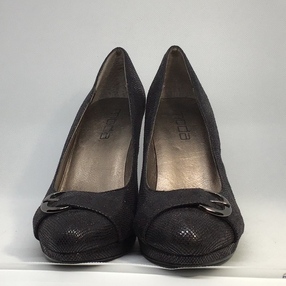 Moda Black textured platform pumps 9M - Picture 3 of 5